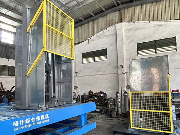 升降倒料機(jī)